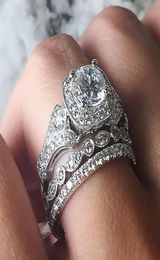 Nuevo anillo de circón de oro blanco de venta blanca para mujeres039s Anillo de regalo de compromiso CNE FAST 9483569