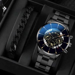 Nieuwe set Fashion Business Agenda Watch Personaliseerde Mens Steel Band Bracelet