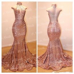 Nieuwe sexy goedkope bling rose goud zeemeermin halter sleutelgat prom jurken pailletten mouwloze backless sweep trein formele avondjurken optocht slijtage