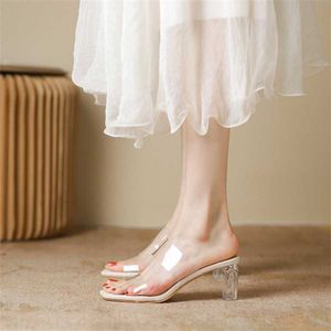 Nieuwe Sexy Hoge Hakken Transparante Sandalen vrouwen Zomer Sandaal Vrouwen Dik Glas Kristal Schoenen Slippers 240228