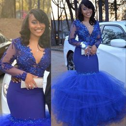 Nieuwe Sexy Royal Blue Avondjurken Dragen Mermaid Diepe V-hals Kant Applicaties Crystal Beads Lange Mouwen Prom Dress Tulle Formele Partyjurken