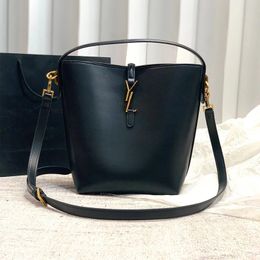 NIEUW Glanzend leren bucket bag van hoge kwaliteit schoudertassen Damestassen crossbody tote mini portemonnee hoogwaardige luxe handtassen