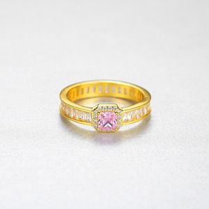 Anneau plaqué en or 18K S925 Ensemble en argent sterling ensemble Pink Diamond Zircon Ring exquis Ring Luxury Europe et American Hot Popular Women Ring Gift's Spc pour la Saint-Valentin
