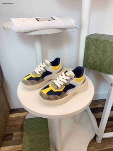 Nouvelles chaussures pour bébé double lettre enfants baskets boîte emballage taille 26-35 couture multicolore enfant chaussures décontractées Oct15