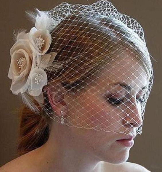 Nuevo velo de novia corto de flores con peine velo de jaula para pájaros velo colorete accesorios de boda gasa matrimonio Cheap7425229