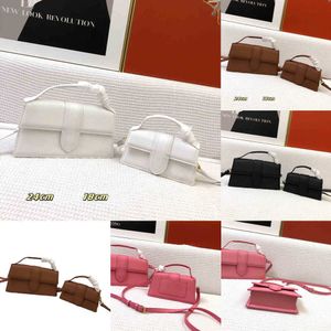 Nouveaux sacs à bandouliers pour femmes en cuir de créateur de femmes sacs de cutané sacs sacs de mode Sacs massifs couleurs portefeuille 0616