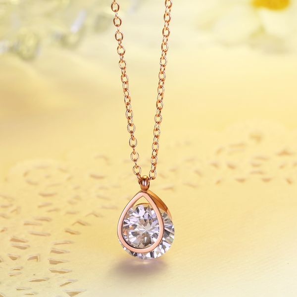 Nouveau Design Simple Femmes Cadeau Or Rose Plaqué En Acier Inoxydable Collier Goutte D'eau Pendentif Rond Zircon Colliers