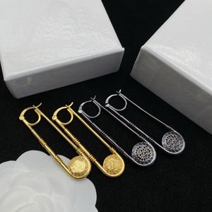 Nieuwe eenvoud Mannen Lange oorbellen vrouwen unisex veiligheidspen piercing oorbuier oorbel voor meisjescadeau -ontwerper sieraden