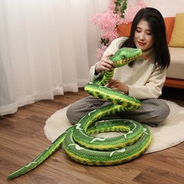 Nouvelle simulation Snake en peluche Toy Python Doll Big Funny Animal Snakes Modèle Enfants et Garçons Générs Gift 157,4 pouces 400cm DY10186