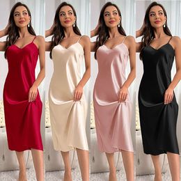 Nouvelles vêtements pour femmes pour femmes glacière Silk sexy tentation de soie en soie