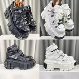 Nieuwe sneakers platform Rock Shoe Punk Style Men Rock Boots Leather Women enkel Boot Metal Decoratie Distressed-Effect Lace-Up Sneaker No566