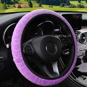 Nuevas cubiertas suaves y cálidas de felpa para volante de coche, decoración de terciopelo perlado para coche, estilo Universal cálido para invierno para coche