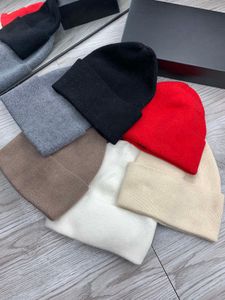 Nouveau chapeau tricoté de couleur unie style Harajuku tout chapeau en laine mince automne et hiver baotou chaud chapeau de peau de melon mâle chapeau froid femme