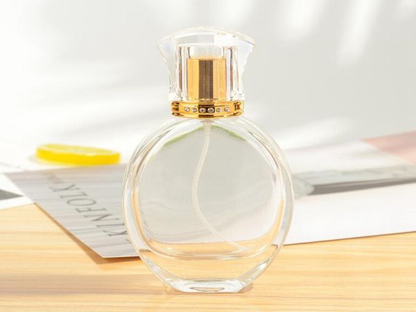 Bouteille de parfum en verre de 50ML, vaporisateur fin, bouteille vide portable, matériel d'emballage cosmétique, vente en gros, nouveau spot