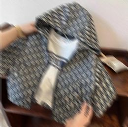 NIEUWE SPREENT KINDEREN JAIN AUTumn Kids Jacket Boys Outerwear Coats Active Boy Windbreaker Babykleding Kleding Girls Jackets A06