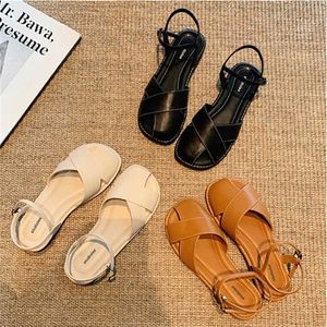 Nieuwe Lente Cross Weven Sandles Hakken Brood Voeten Terug Lege Gesp Toevallige Platte Sandalen Voor Vrouwen 240228