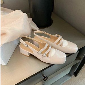 Nouveau printemps sexy tête carrée sandale bouche peu profonde Baotou dos vide sandales Mary Jane chaussures simples femmes été sandale femmes 240228