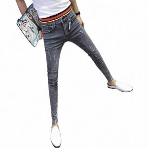 Nouveau Printemps Été Harajuku Vêtements de créateurs pour hommes Hommes Gris Denim Jeans Ripped Années 90 Streetwear Casual Slim Crayon Pantalon x34N #