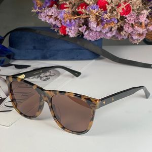 Nieuwe vierkant gevormde zonnebril Dames Star Logo Shades 0266 Luxury merk Designer 2022 Trendy rechthoek Rivet Sun Glazen Vintage Oculos de Sol Masculino Men