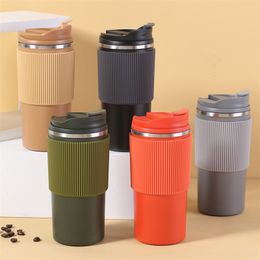 Nouvelle tasses à café en gel de silice en acier inoxydable tasses isolées sous vide avec couvercle multicolors à domicile portable 450 ml