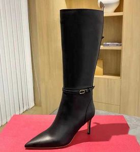 Nieuwe stiletto-hakken hoge laarzen koeienhuid zijkant ritsed teen buckle laarzen luxe ontwerpers schoen voor dames lederen buitenzool fabrieksschoenen maten 35-42