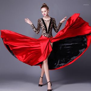 Nouveau Stle jupe de danse espagnole Femal noir rouge robe de danse latine Paso Doble jupe cape robe femme Performance1235O