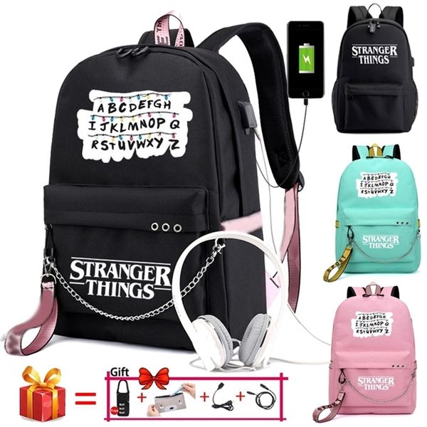 Nouveau Stranger Things Toile USB Charge Femmes Étudiant Lettres Imprimer Sac d'école Adolescent Filles Rubans Sac à dos Y201224