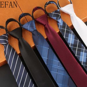Nouveau Stripe Plaid Imprimé de 6 cm Tie au cou pour Gentleman Mariage Party Cravats Accessoires Elastic New Fashion Mâle Male Tie à la glissière