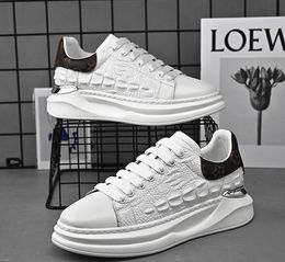 Nuevo estilo 5100 France Brand Fashion White Shoes White Sneakers Genuine Leather Mens Lofa Glitter Men Handmade Zapatos casuales Slip On Party Wedding Men's Flats
