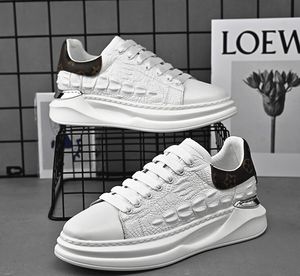 Nieuwe stijl 5100 Frankrijk Brand Fashion Witte schoenen Sneakers Echte lederen heren Loafers Glitter Handgemaakte mannen Casual schoenen Slip op feestjes Wedding Men's Flats 's