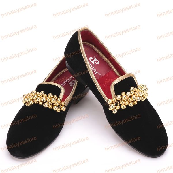 Chaussures de conduite à bout rond pour hommes, nouveau Style de décoration de perles, mocassins en velours pour bal et Banquet, pantoufles de fumée