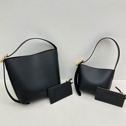 nouveau sac de godet sac de créateur de mode femmes femmes authentique en cuir en cuir en cuir doré sac à bandoulière 2 taille minimalisme de luxe sac à main