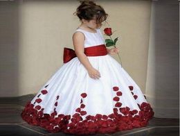Nouveau style charmant fleur fille robe de bal robe de bal princesse Pageant Prom Party Special occasionnelle enfant Bèvre première robe de communion YY7457029
