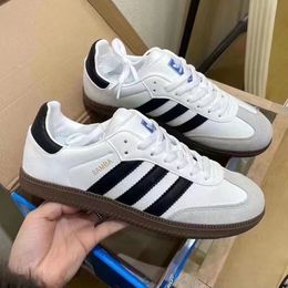 Nuevo estilo Zapatos de diseñador Zapatillas de deporte Zapatillas de deporte White Core Black zapatos nuevos recién lanzados Black White Zapatos para hombre d1