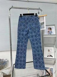 Nieuwe stijl Fashion Design Dames Gewassen Lichtblauwe Bloem Jeans Dames Hoge Taille Slim Fit Button Up Denim Broek Erg leuk