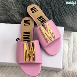 Nouveau style Slippers en cuir authentiques Sunny Sandal Brand Sliders Femmes Mule Piscine d'été Place Shoe Designer Luxury Slide Flat Lady Rubber Men Sandale Loafer Cadeau