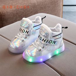 Style Girls LED Light Enfants Luminous Boys Letter Sport Run Sneakers Casual Fashion Kids Kids Mesh Shoes LJ201202