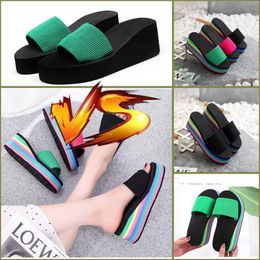 Nouveau style de haute qualité GAI Designer sandales pantoufles été femmes chaussures en forme de chaussures multicolores
