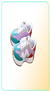 New Style Kids Shoes Trainers Teenage Light et Sneakers confortables garçons filles courent chaussures7359186