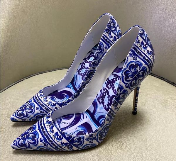 Zapatos de vestir azules con estampado de dama de nuevo estilo, zapatos de tacón alto vintage, zapatos de novia nacionales deslumbrantes con punta estrecha para boda, fotos reales de 12cm de tacón