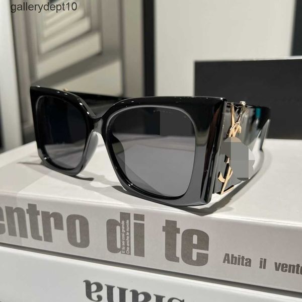 Nuevo estilo de montura grande versión coreana gafas de sol para fotografía callejera de mujer Trend YS accesorios de metal Moda espejo pierna diseño de borde ancho