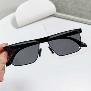 Gafas de sol para hombre de nuevo estilo, gafas con montura de metal rojo de red a la moda, gafas de sol clásicas para conducir con protección solar 9277 link1