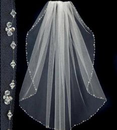 Nouveau style nouveau design voiles de mariage courts avec les perles Pinterest populaire blanc pas cher voiles de mariée une couche de dentelle de mariage Veil5216120