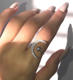 Nuevo estilo Personalidad Crescent Moon Ring Lady Fashion Circon Crystal Star Moon Abierto de encanto ajustable Ring Joya8270838