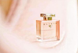 NIEUWE stijl RJ 100ml Parfum ELIXIR CITROEN PERZIK Fruitige en bloemige geur Parijs Geur 34floz Langdurige geur dame Keulen Spr5421866