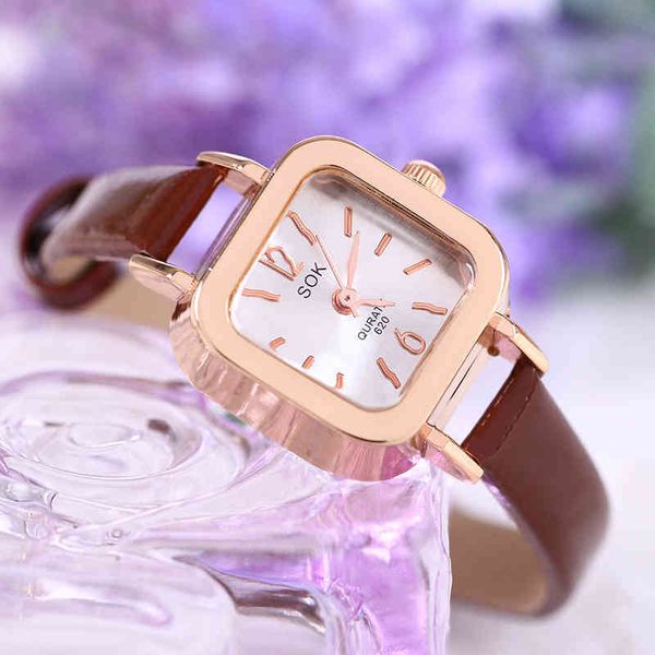 Nouveau Style Vintage femmes montre décontracté petit carré Ladi montre-bracelet mince bracelet en cuir analogique montre à Quartz femme ClockAO5U