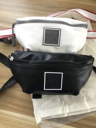 NOUVEAU sac de taille de style avec ceinture sac de ceinture en PU étui souple 2 couleurs sac à main de sport de bonne qualité (Anita Liao)