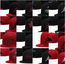 Nuevo estilo West y Michael Basketball SnapBack Hat 21 colores Vintage Red Road Gorras de fútbol ajustables Snapbacks Hombres Mujeres Sombrero Béisbol Golf Visor Chapeau Su20-03