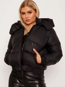 Nuevo estilo Mujer Canadá Chaqueta de plumón Rossclair Parka Grueso Cálido Piel de lobo Extraíble Con capucha Estilo largo de mujer Abrigo delgado Doudoune de alta calidad