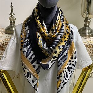 Nieuwe stijl vrouwen vierkante sjaal sjaals goede kwaliteit 100% twill zijden materiaal pint letters luipaard graan patroon maat 110cm - 110cm